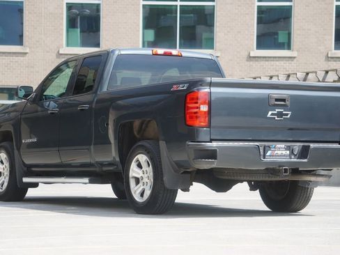 Used 2017 Chevrolet Silverado 1500 LT w/ All Star Edition AWD/4WD image 8