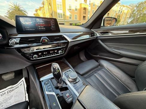 Used 2020 BMW 530i w/ Convenience Package RWD image 66