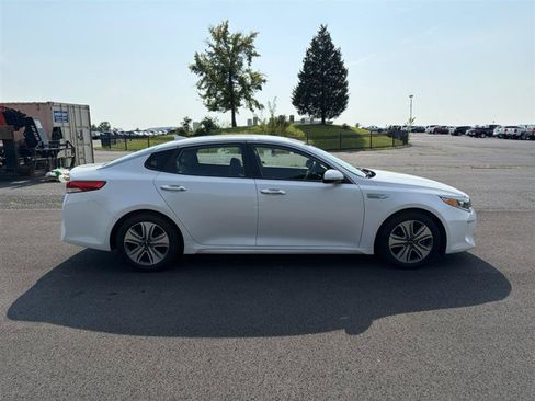 Used 2017 Kia Optima EX FWD image 5