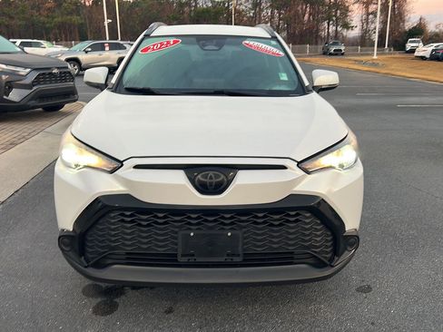 Certified 2023 Toyota Corolla Cross XSE image 9