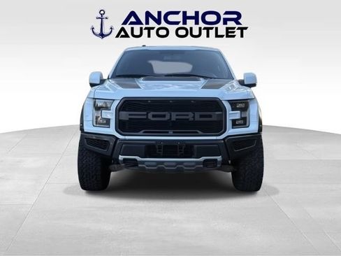 Used 2018 Ford F150 Raptor w/ Equipment Group 802A Luxury image 2