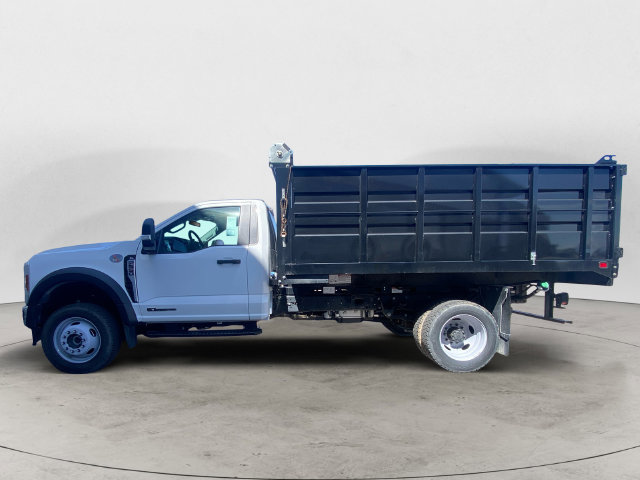 Used 2024 Ford F550 4x4 Regular Cab Super Duty image 2