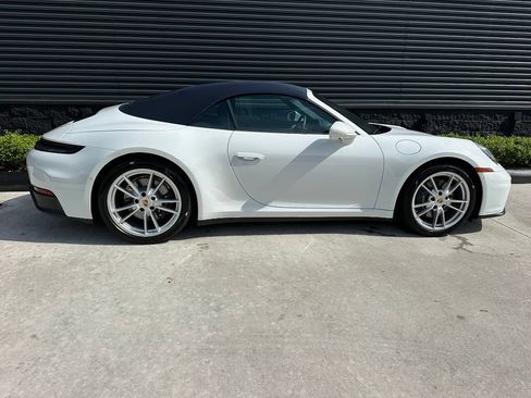 Certified 2026 Porsche 911 Carrera RWD image 11