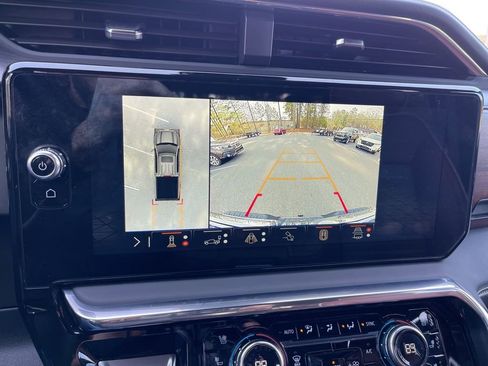 Used 2025 GMC Sierra 1500 Denali Ultimate image 11