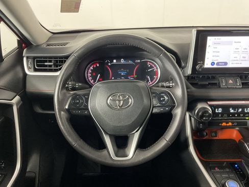 Used 2024 Toyota RAV4 Adventure AWD/4WD image 9