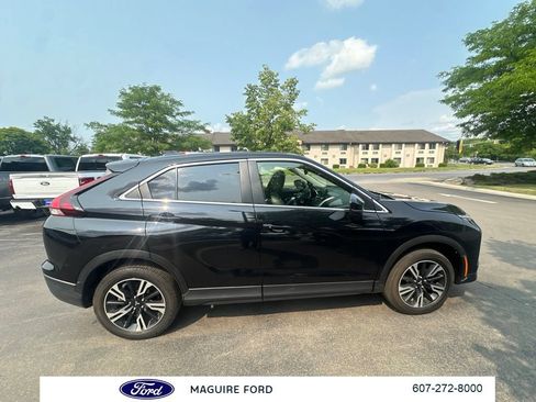 Used 2025 Mitsubishi Eclipse Cross SE AWD/4WD image 3