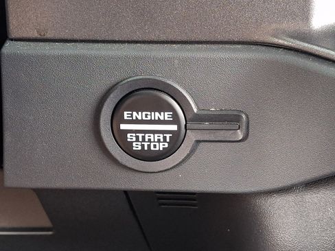 Certified 2025 Ford Bronco Badlands AWD/4WD image 26