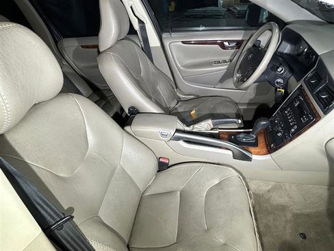 Used 2007 Volvo XC70 image 11
