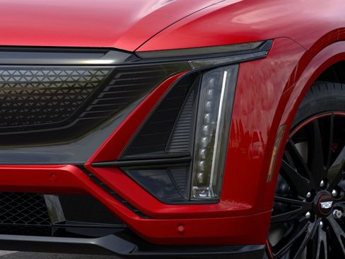 New 2026 Cadillac Lyriq V w/ LPO, Red Accent Package image 10