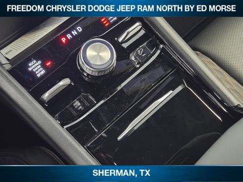New 2025 Jeep Grand Cherokee Summit w/ Obsidian Package AWD/4WD image 14