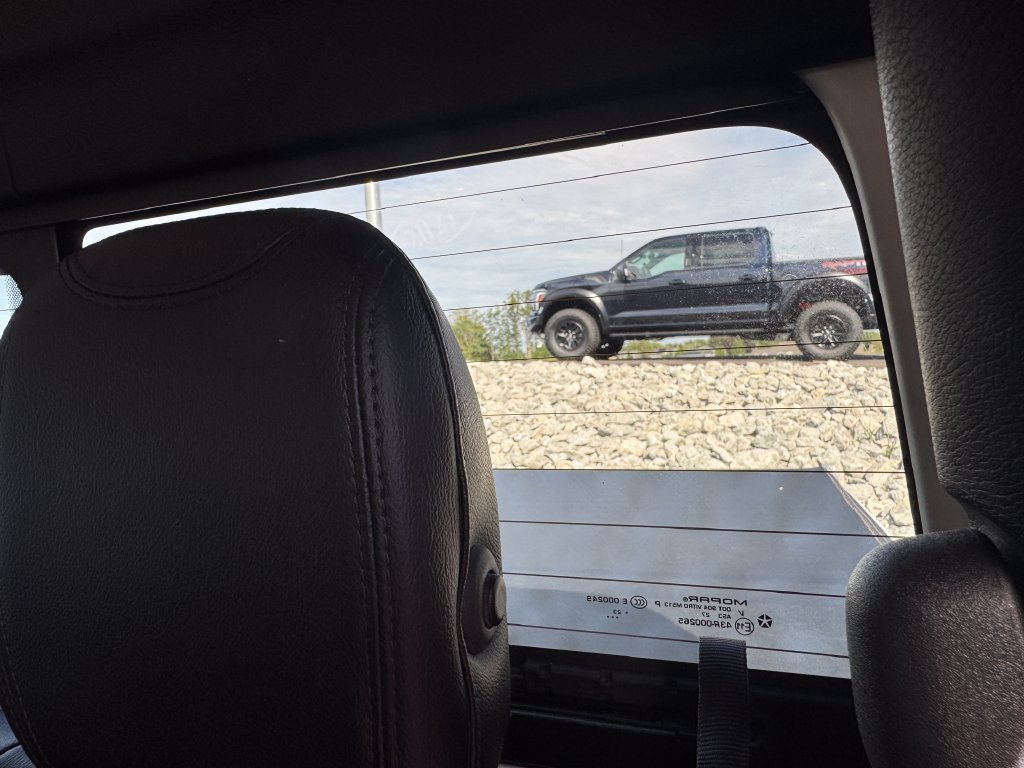 Used 2021 Jeep Gladiator Rubicon AWD/4WD image 38