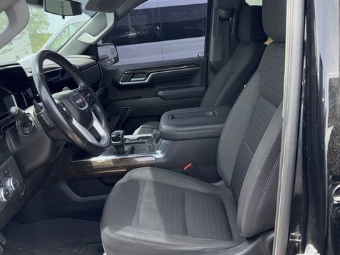 Used 2022 GMC Sierra 1500 Elevation w/ LPO, Elevation Black Package AWD/4WD image 9