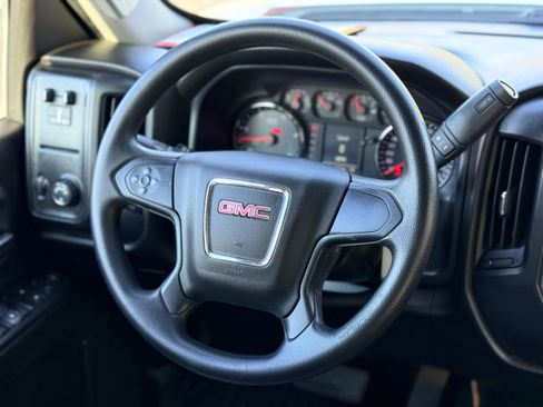 Used 2019 GMC Sierra 2500 4x4 Crew Cab w/ Sierra Convenience Package image 16