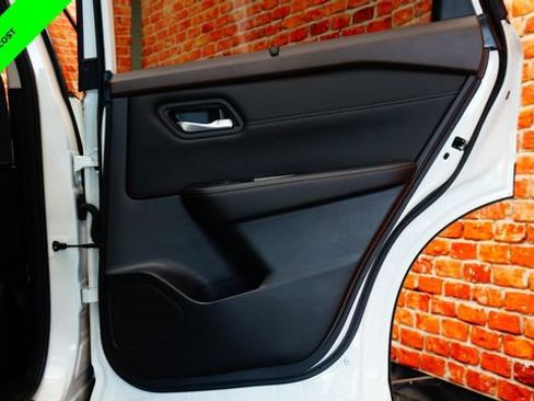 Certified 2023 Nissan Rogue SL w/ SL Premium Package image 51