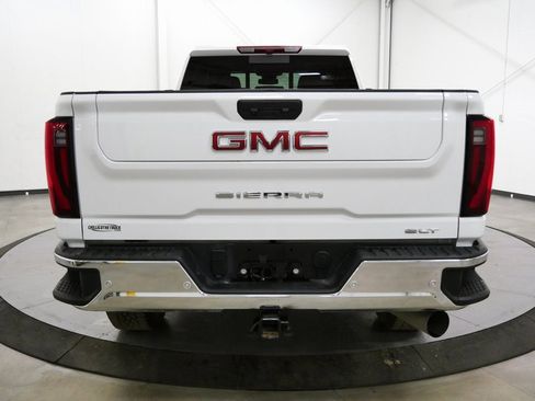Used 2025 GMC Sierra 3500 SLT w/ SLT Premium Package image 6