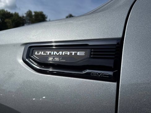 Used 2024 GMC Sierra 1500 Denali Ultimate AWD/4WD image 13