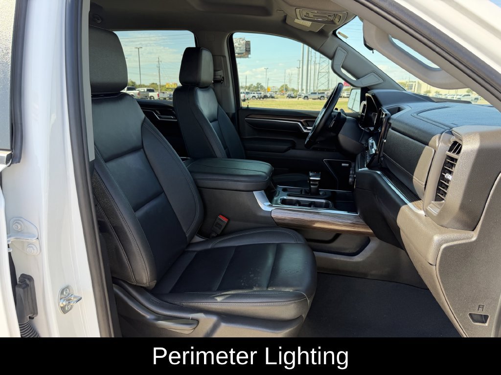 Used 2025 Chevrolet Silverado 1500 RST w/ Convenience Package II AWD/4WD image 30