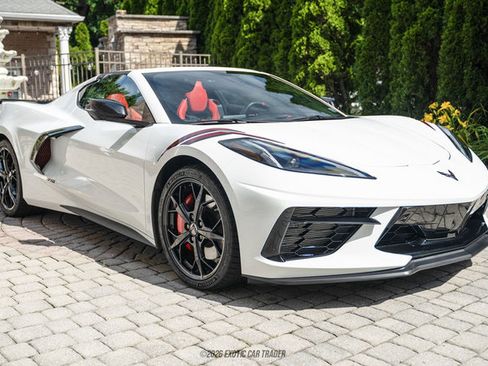Used 2020 Chevrolet Corvette Stingray Premium Cpe w/ 3LT Preferred Equipment Group RWD image 12