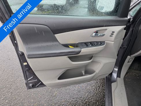 Used 2016 Honda Odyssey Touring image 10