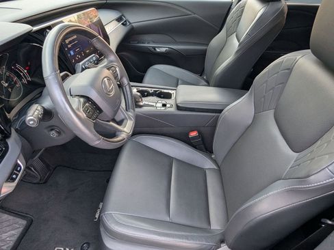 Used 2024 Lexus RX 350 Premium image 5