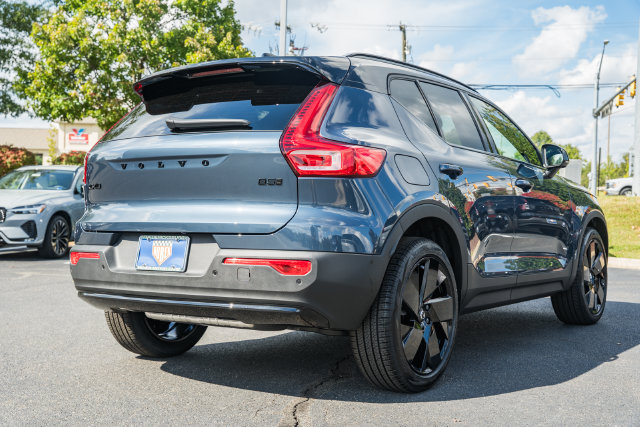 New 2026 Volvo XC40 B5 Ultra w/ Protection Package Premier AWD/4WD image 7