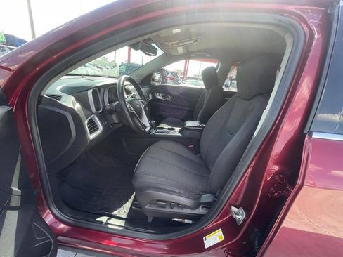 Used 2017 Chevrolet Equinox LT w/ Convenience Package FWD image 10