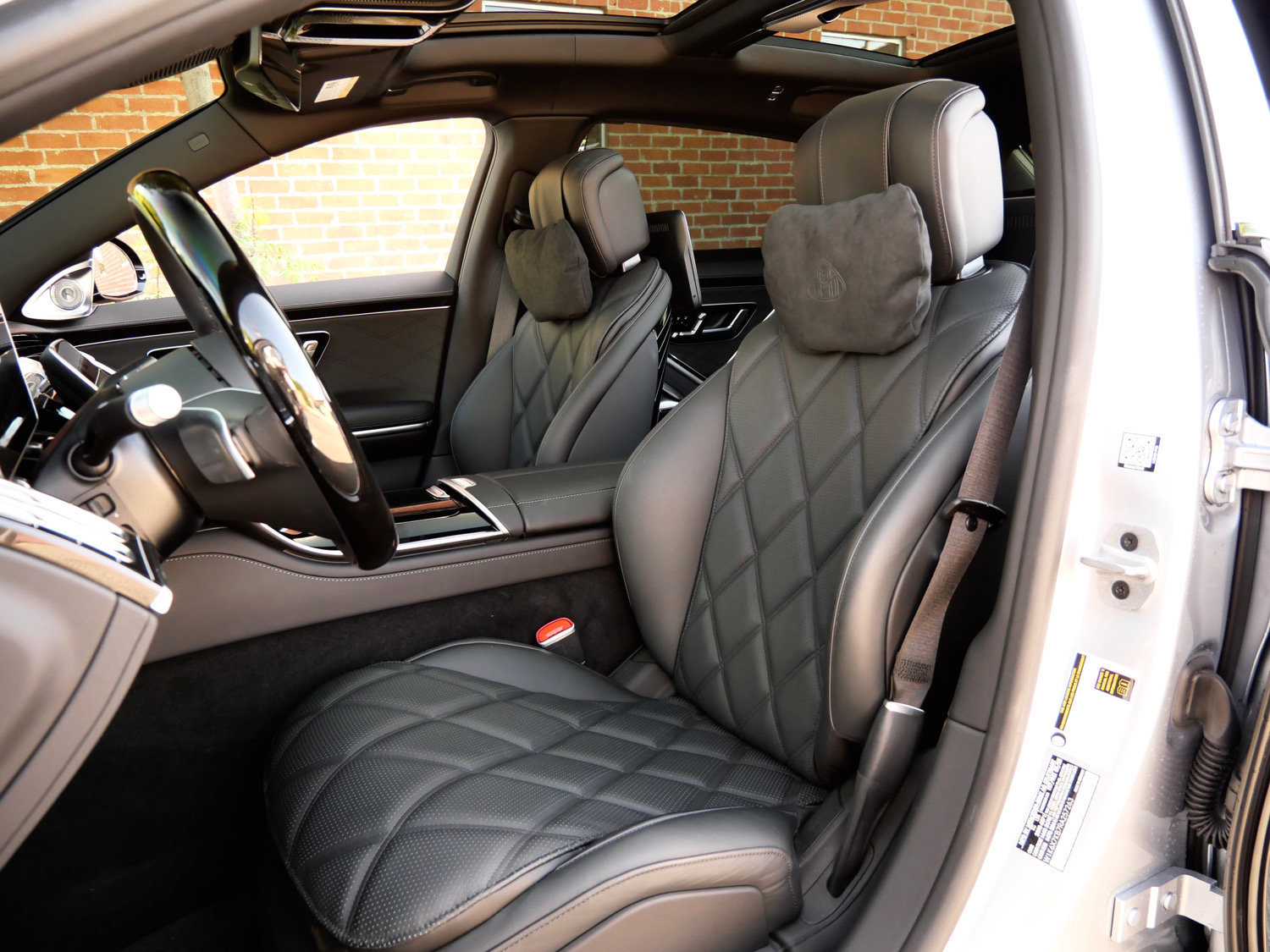 Used 2024 Mercedes-Benz Maybach S 680 4MATIC image 17