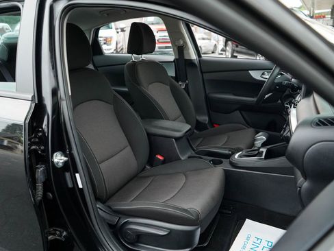 Used 2024 Kia Forte LX FWD image 12