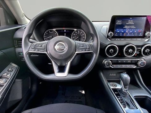 Used 2023 Nissan Sentra SV FWD image 6