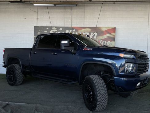 Used 2021 Chevrolet Silverado 2500 LTZ w/ LTZ Plus Package image 4