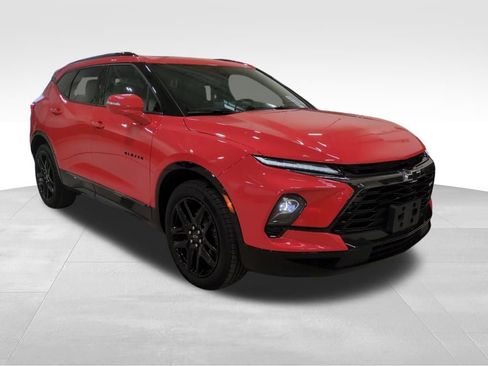 Used 2025 Chevrolet Blazer RS w/ Driver Confidence II Package image 1