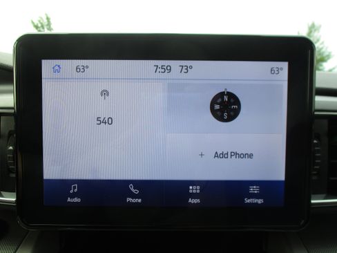 Used 2023 Ford Explorer XLT w/ Equipment Group 202A AWD/4WD image 23