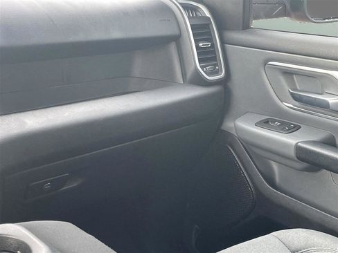 Used 2022 RAM 1500 Big Horn image 19