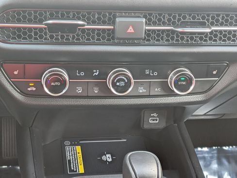 Certified 2024 Honda HR-V EX-L image 22