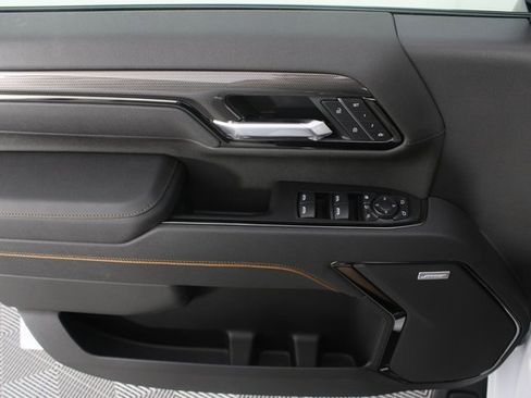 New 2026 GMC Sierra 2500 AT4 w/ AT4 Premium Plus Package image 18