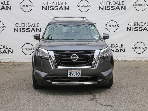 Certified 2024 Nissan Pathfinder SL w/ SL Premium Package image 2