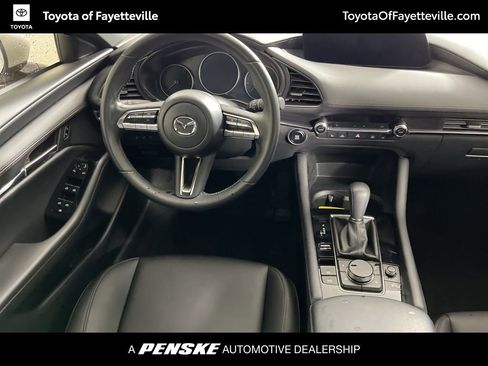 Used 2023 MAZDA MAZDA3 s image 4