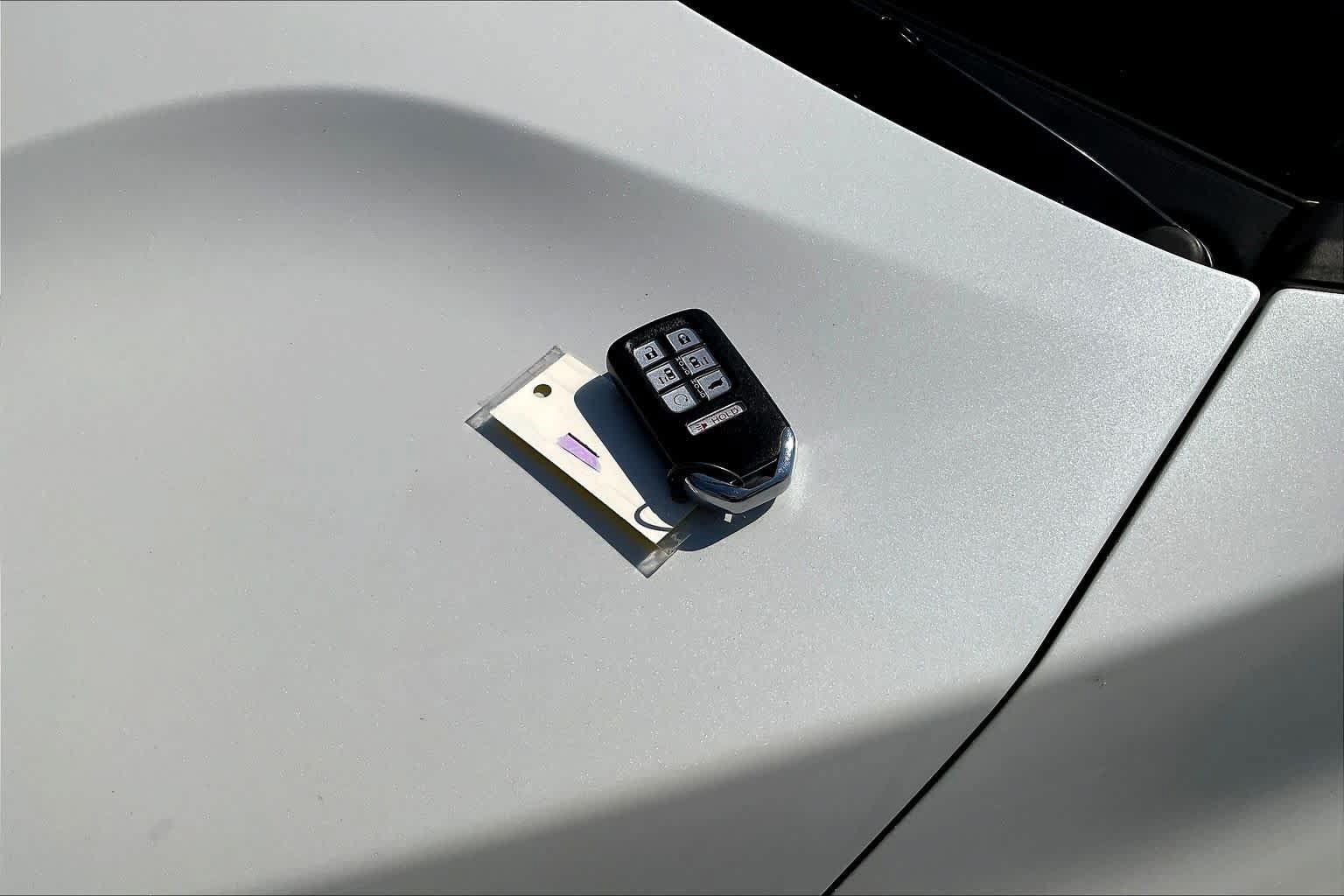 Used 2023 Honda Odyssey Touring image 15