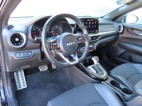 Certified 2023 Kia Forte GT-Line image 19