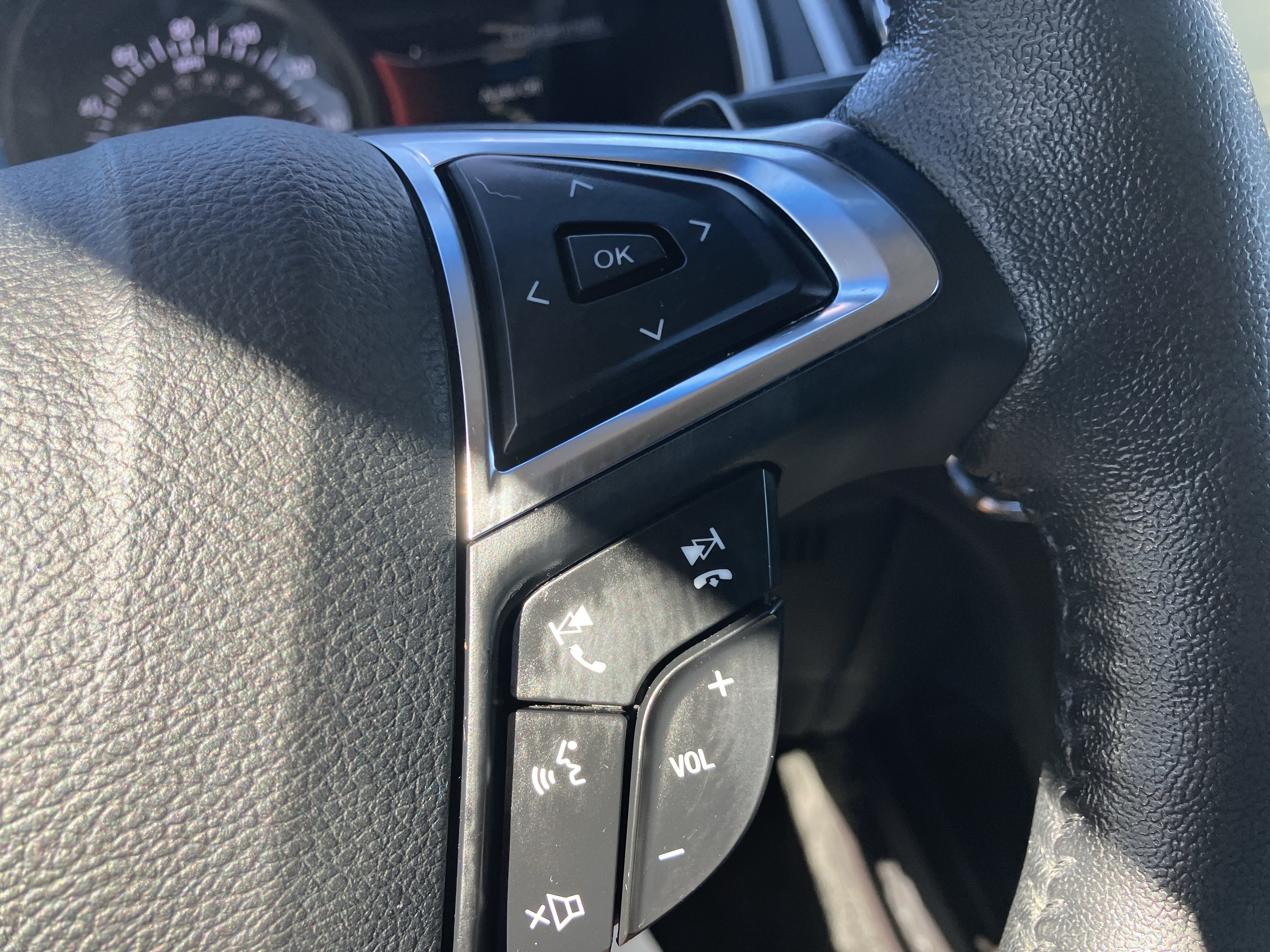 Used 2018 Ford Edge SEL w/ Canadian Touring Package AWD/4WD image 21