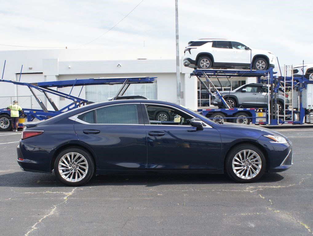 Used 2022 Lexus ES 350 Ultra Luxury FWD image 21