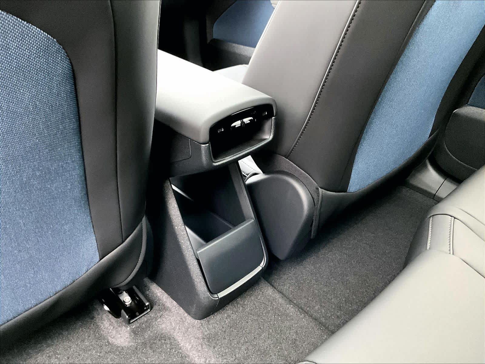 New 2026 Volvo EX30 Cross Country Ultra w/ Protection Package Premier AWD/4WD image 16