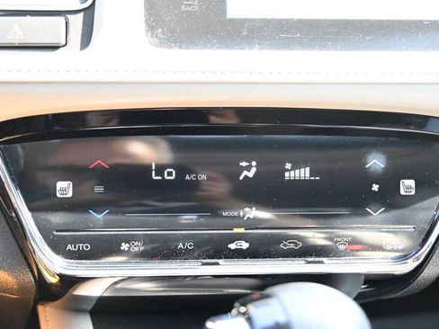 Used 2016 Honda HR-V EX image 39