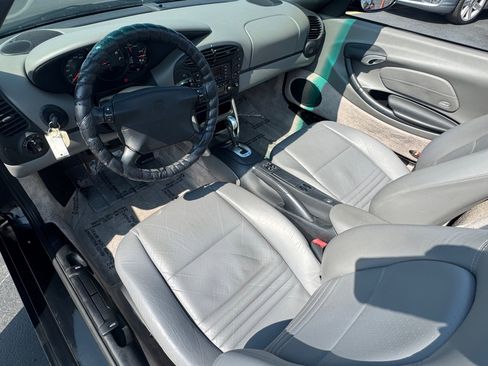 Used 2000 Porsche Boxster RWD image 3