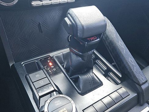 Used 2024 Toyota Tacoma TRD Sport image 14