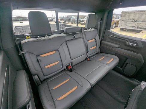 New 2026 GMC Sierra 1500 AT4 w/ AT4 Premium Package image 17