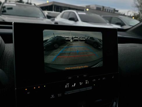 Used 2024 Toyota bZ4X XLE image 29