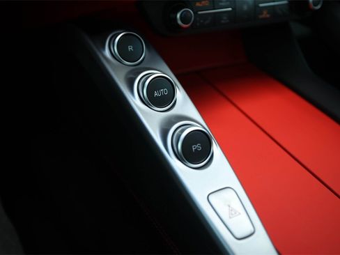 Certified 2018 Ferrari GTC4Lusso T image 40