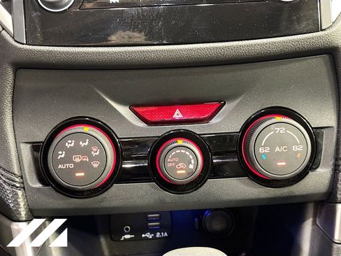 Used 2023 Subaru Forester Premium image 17