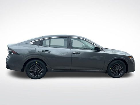 New 2026 Nissan Sentra SV w/ SV Convenience Package FWD image 6